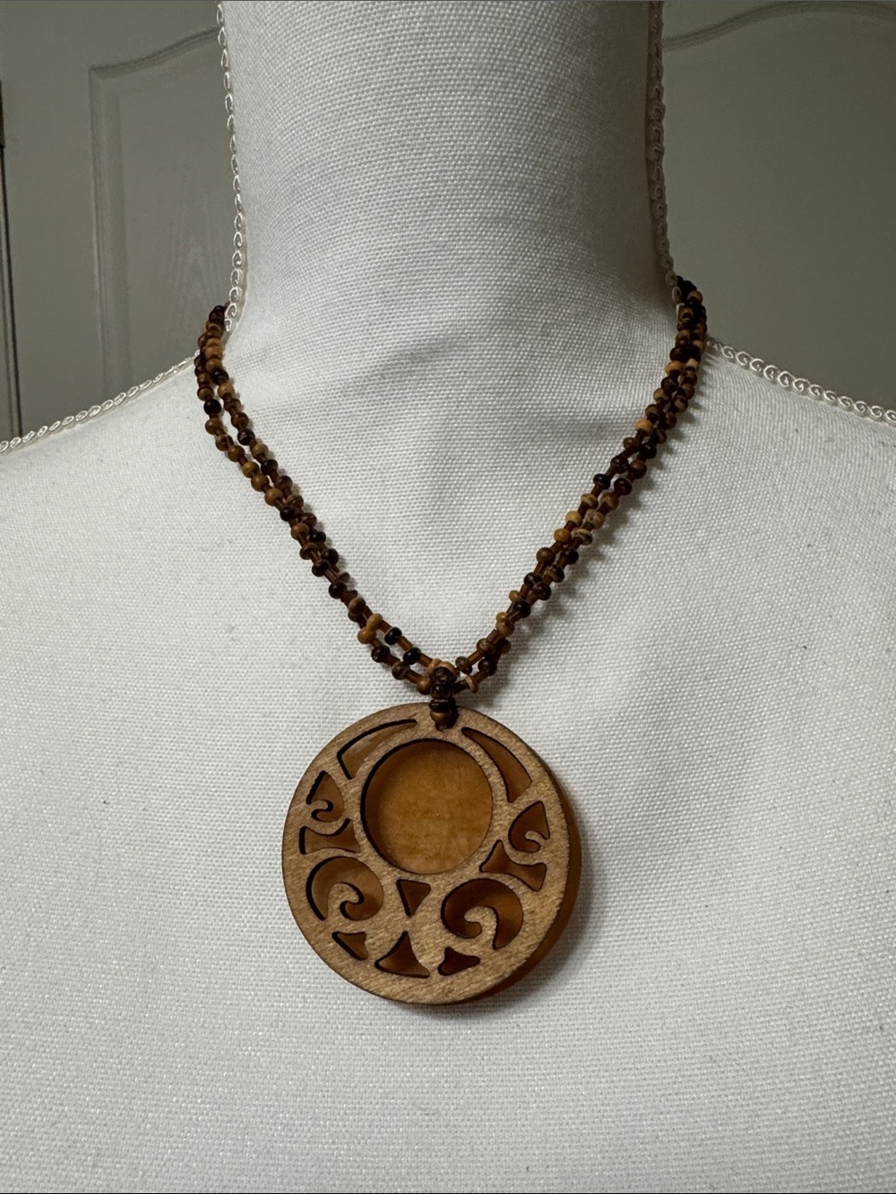 Boho Brown Wooden Carved Pendant Necklace - Women Jewelry